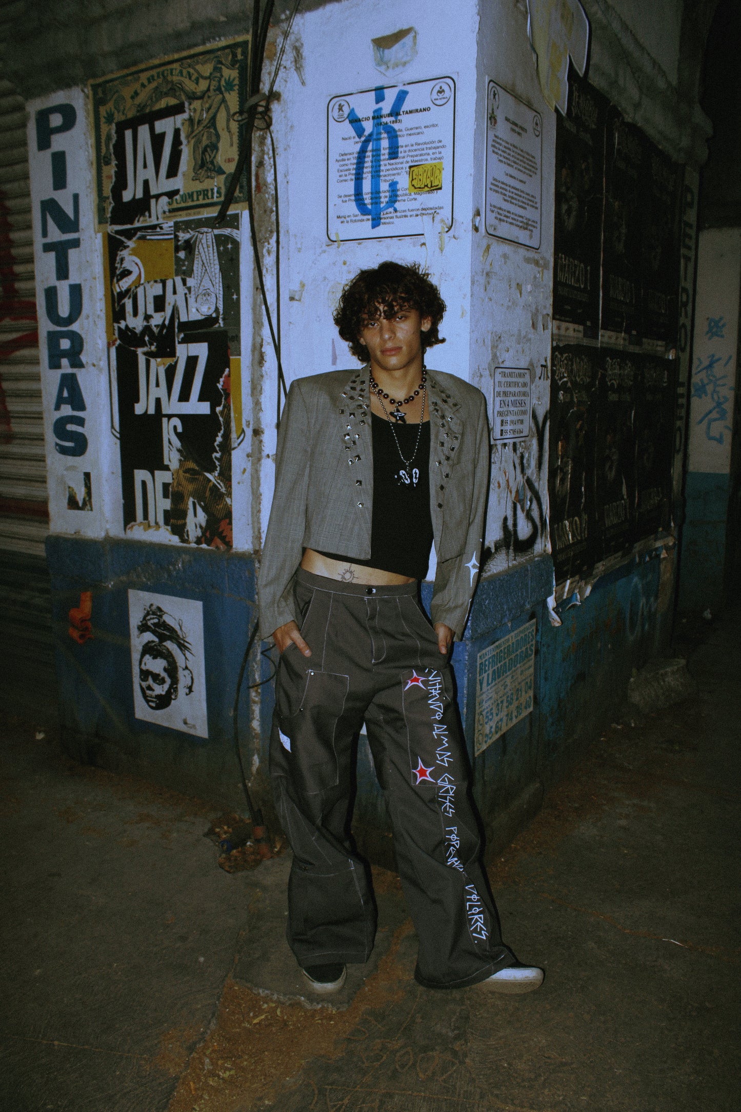 Almas grises jeans