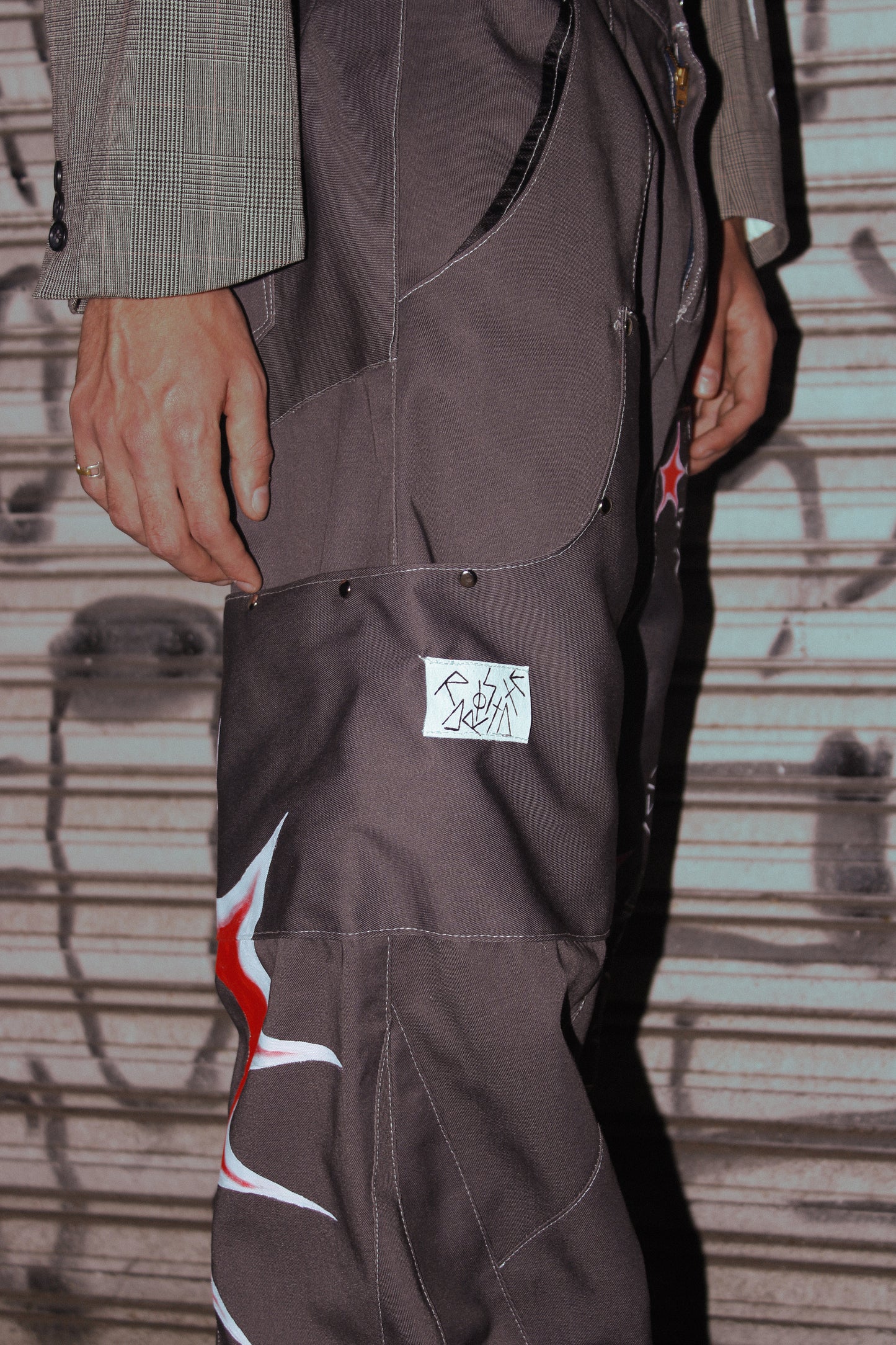 Almas grises jeans