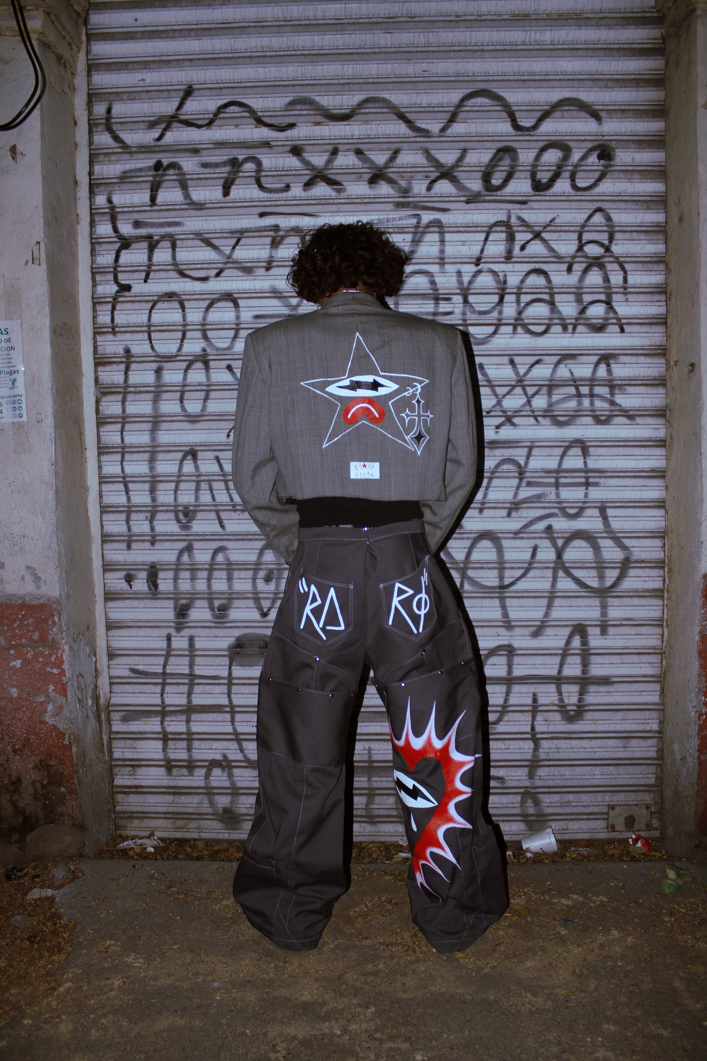 Almas grises jeans